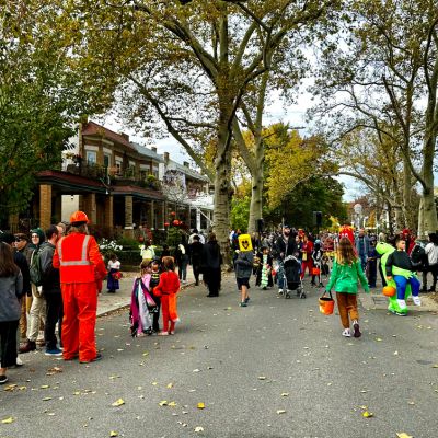 Families playing together at a community event